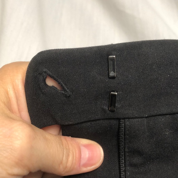 Kenneth Cole reaction black shorts 6 worn once - Picture 3 of 7